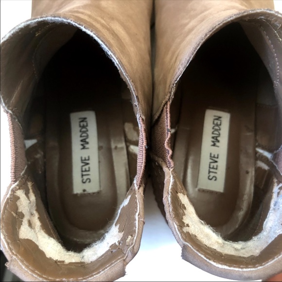 Steve Madden Ayce Chelsea Boot - Picture 7 of 8